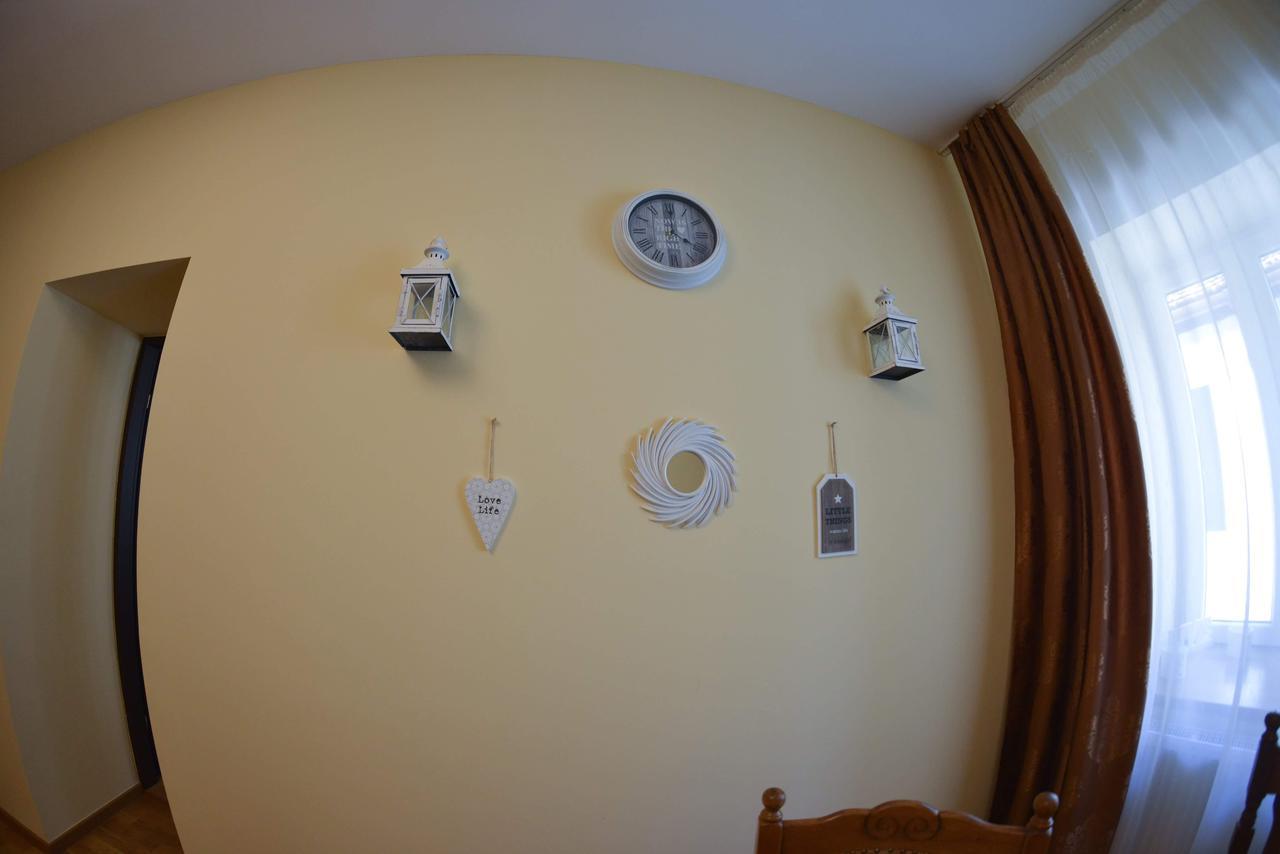 Apartment Luca Poarta Schei Braşov Esterno foto